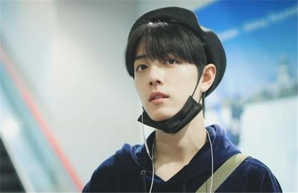 肖战出道前女友郑有美长什么样后悔吗 肖战王玉雯是真吻还是借位