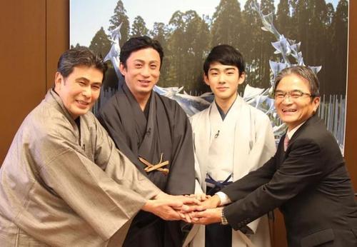 ���輿�����Ĵ��� �ټ�իΪʲô������ʲôѧУ���ձ���������