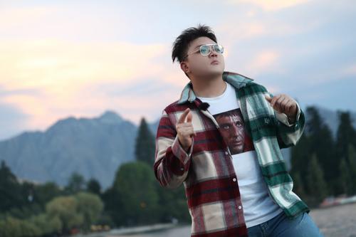 ��������������������Ǹ������� ��������������ϼ����Ǹ�ɶ��