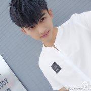 �ǳ�������־��΢���������ϼ�ͥ������ʷǰŮ�� ��־�����׹�˭