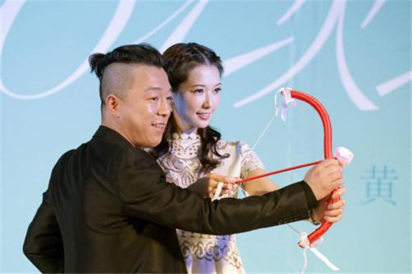 林志玲承认与黄渤热恋在一起了吗 林志玲为什么喜欢黄渤是炒作吗