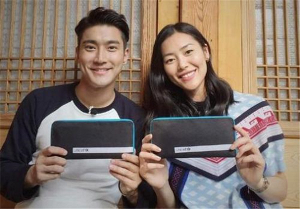 Ȧ���˱������������ܶ�������� ����̸��������������������˭