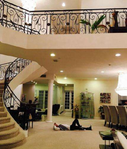 ������ĸ��ҵ�ж�����ʲô�İְ���˭ �����Ľ����ѩ���Ϻ�����