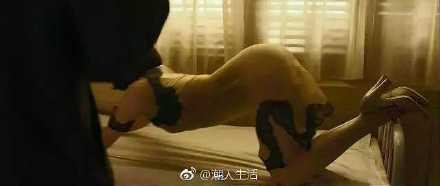 邪不压正许晴翘臀照和廖凡激情戏在第几分钟 彭于晏全脱床戏剧照