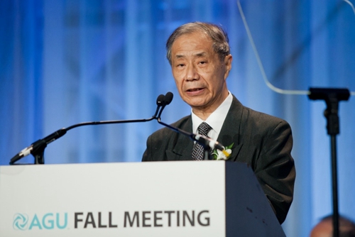 �����ĸ�����������ʲô�� ����ĸ�ױ��������Ƽ���Ͻ���