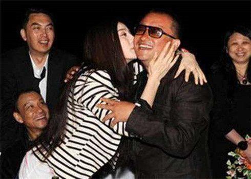 �������ĳ�����������Ȼ���� ����������ɾ�����ٵĳ���ͼƬ