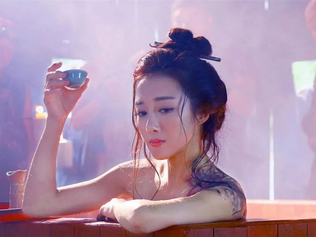 ����������ҧ����ô����������� ��������Ҷ�˭Ӯ��ʲô����