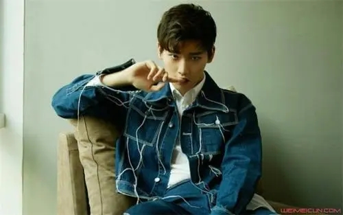 邢昭林毕业于哪所大学学历是什么 邢昭林个人资料介绍女朋友是谁