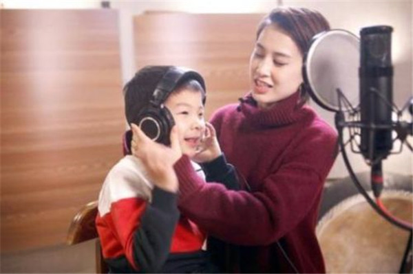 ��ʥ����һ�����Ӽ����˺�ʱ���� ��ʥ�����Ӱ���������������Ƭ