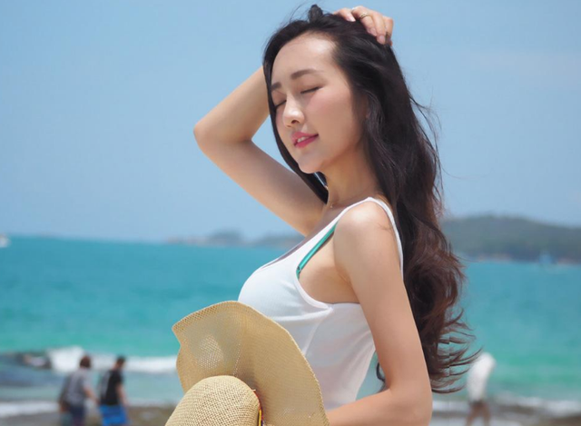 王鸥悲惨身世为什么和妈妈关系不好 王鸥为什么是邻居养大的真相