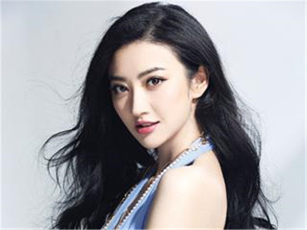 ���𱳺�Ľ�����˭�ǲ���û�� ����������Ĺ�����˭��ѩ������