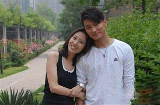 ��¶����������ʵ�е��Ϲ������� �Ҹ�¶�ܾ�������ѡ��ظ�ԭ��