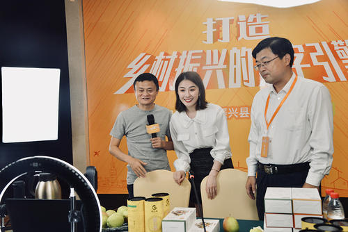 �Ա�k����˭Ϊʲô�� �½�kiki�����ĸ�����������Ϲ��Ƿ����