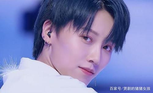 ������ĸ���˾���߸������ϼҾ� ����꿴�ѧ̸��������ͬѧ����