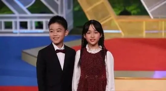 �������˭�Ķ��Ӹ�ĸ�Ǹ���� �����һ������ͼƬ