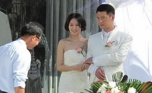 胡俊简历 结婚照图片