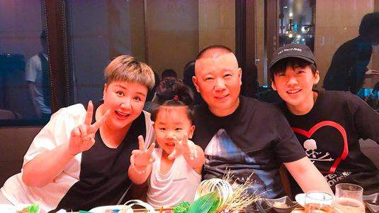 郭德纲两段婚史揭秘 郭德纲原配妻子胡慧中现在状况再婚了吗