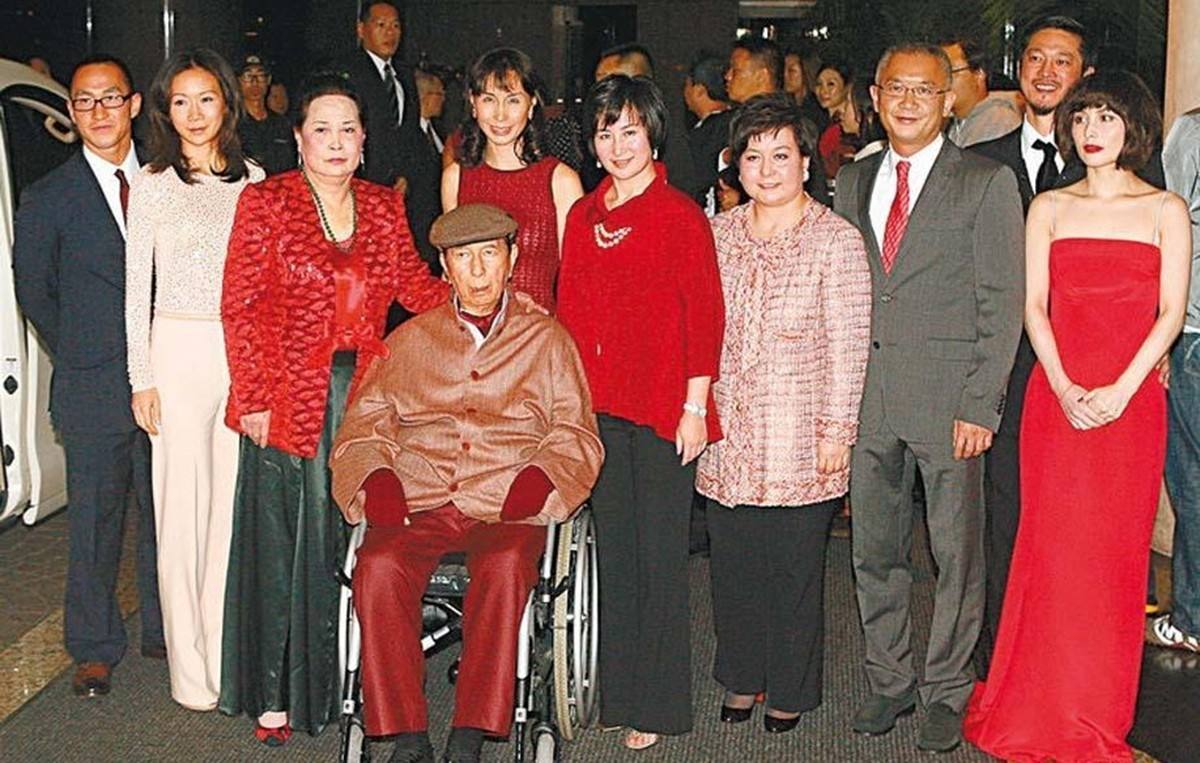 �������������������Ϊ��Ҫ���� ���ض���98�겻Ը�����������