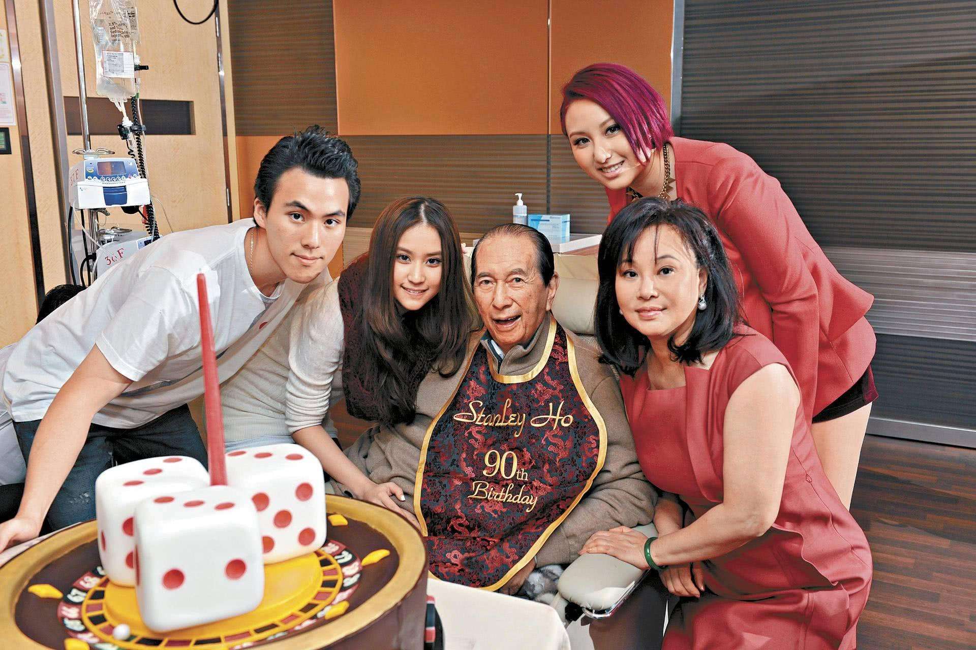 �������������������Ϊ��Ҫ���� ���ض���98�겻Ը�����������