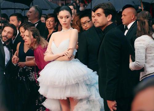 奚梦瑶在婆家地位 奚梦瑶婚后真的不好吗真实生活和四太关系不好