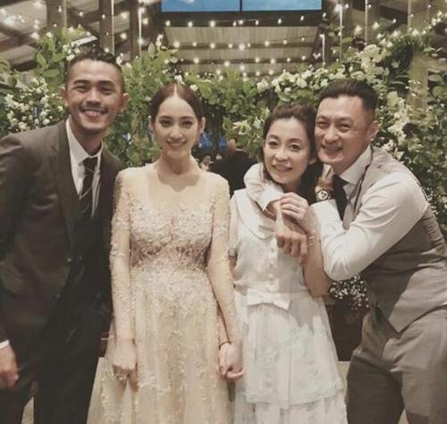 ��־������������������������Ů������˭ ��־�������ֹ�ϵ