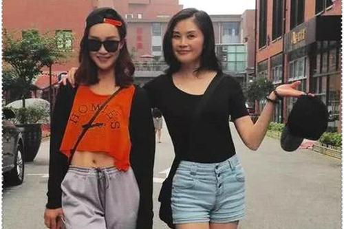 ��ӯӨ��ĸ����ѩ�򲻼� ��ѩ�����ĸ���˾���³���������ͼƬ