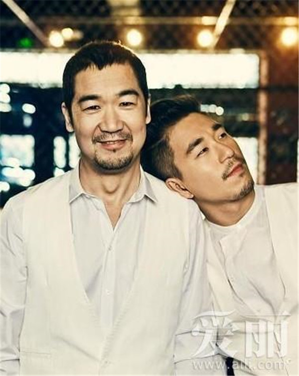 谁帮张国立搞定黄定宇的是冯小刚吗 张国立和黄定宇有什么恩怨吗