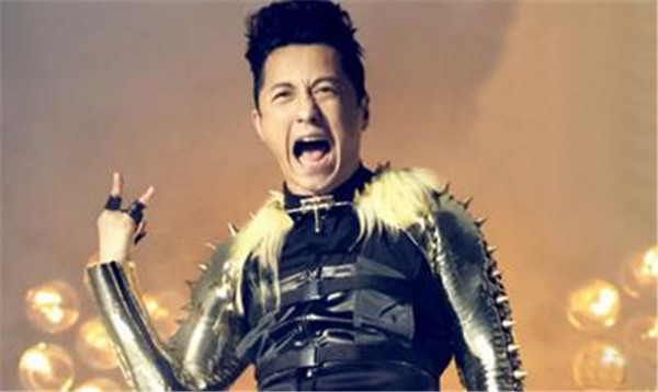 �׳����Ժռ������ع⸸ĸ��˭ ��԰���׳���˽�е����ַ������