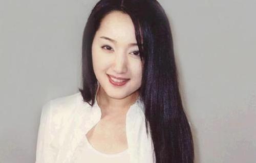 ����Ө����Ϊʲôδ�鲻����ԭ�� ����Ө�����������ڵ�˭��