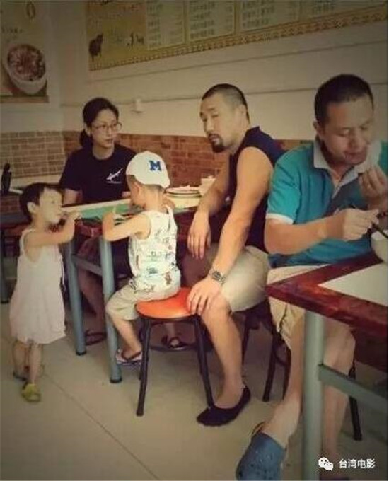 ��ٻ���Ϲ���˭�����������Ͽ�ʲô���� ��ٻ���Ϲ�����������