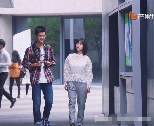 ����δ��ͼ�����ѷ���Ƭ�ع��ְ������� δ��ͼŮ����ͼƬ̫����