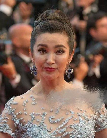 ����δ��ͼ�����ѷ���Ƭ�ع��ְ������� δ��ͼŮ����ͼƬ̫����