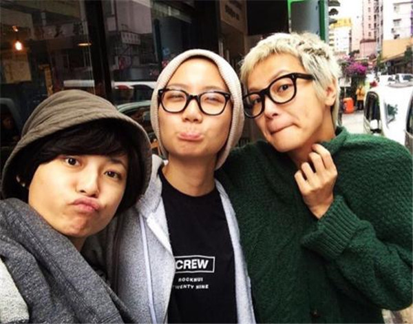 ����ʫ��ô׷�ĵ˾��Ʒ������� ����ʫŮ����˭���ں�����������