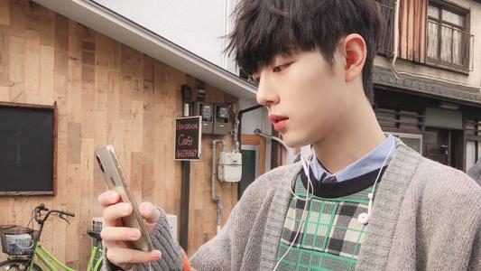 Ϊʲô˵Фս�̲��������ins��Ϣ������ Фս��ͥסַ��������