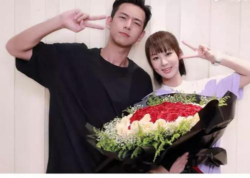 ����ϲ�������������˽�¹�ϵ ��������������ʵǣ����һ����