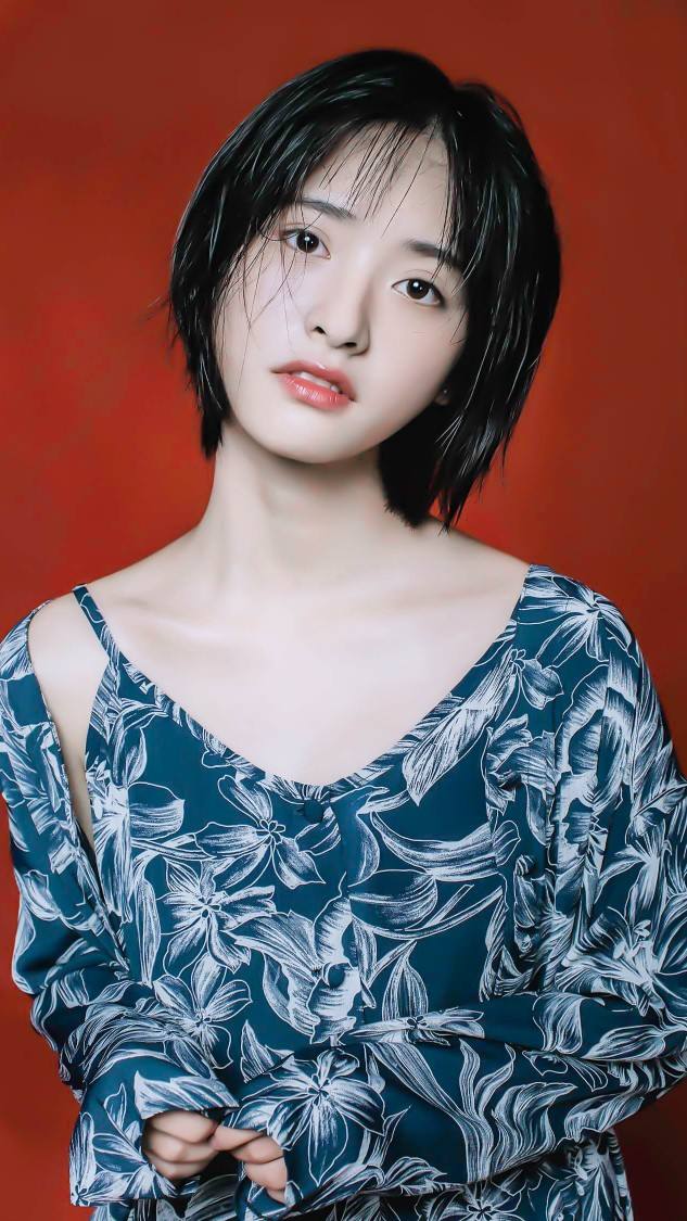 沈月家境个人资料背景是怎么成名的 沈月绯闻男友有哪些人品如何