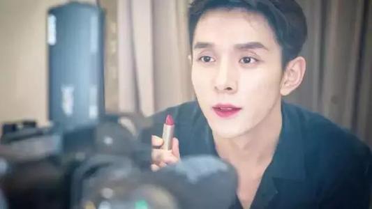 �Ա������������ô��ĸ����������������� ������Ļ���ú���