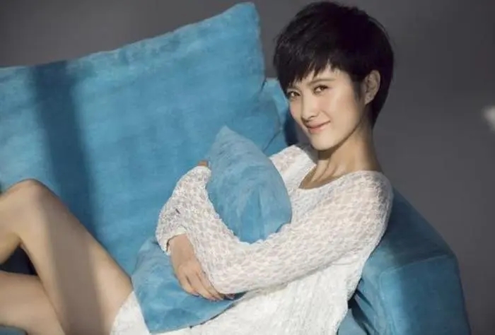 隋俊波个人资料简介老公是谁 隋俊波老公是干什么的背景资料照片