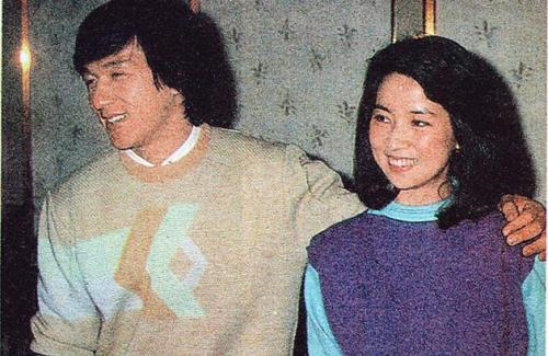 ���س����������Ĺ��� ����Ϊʲô��������С��Ů��ô����