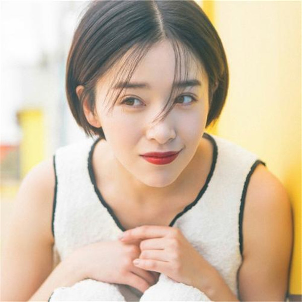 �����ӵ��۾�������ɫ��ô��������ͫ�� �����ӵ��۾������ͼƬ