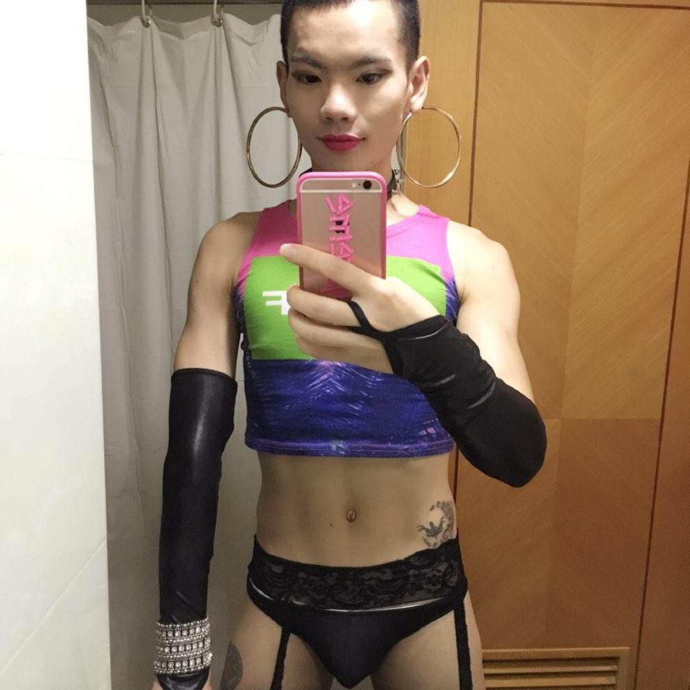 �������۾���������ʿ�����������ô������ ����ʿ�ĸ�ĸ��ô��