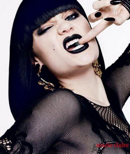jessie jΪʲô�н�ʯ������������ jessie j��ȡ������������