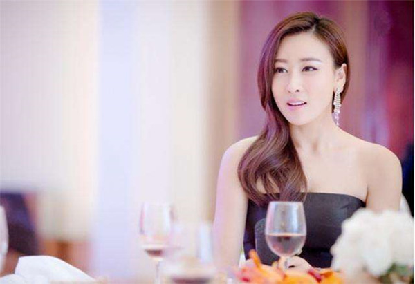 ë���ܵ��Ϲ���˭��ʲô���� ë�����Ϲ���ʵ�����ع�