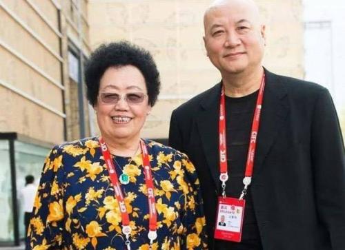 ��������˻�ʷ�й����λ�����һ��������Ƭ ������Ķ��Ӷ����