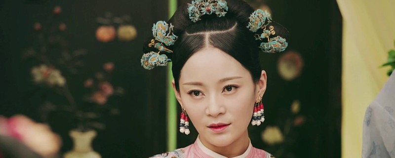 延禧攻略纯妃娘娘被打入冷宫,最后被娴妃用风筝线勒死了,一开始纯妃会