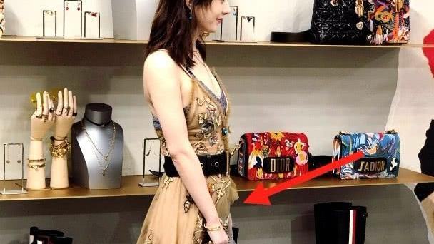 ����ӱ���д������Ƭ�������� �򻳵����б�������û�����