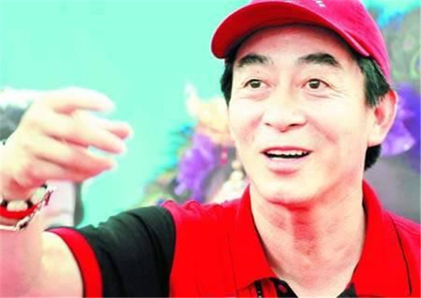 六小龄童去世了吗什么时候去世的 六小龄童还活着吗今年多大了