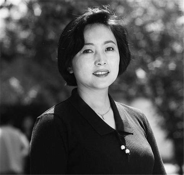 �µ���������������˭ ���سµ������Ӿ������ݱ���