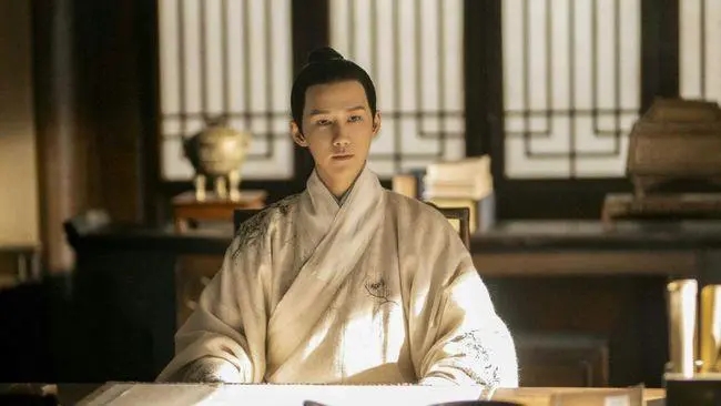 ��Ա��һ�ܸ������ϼ���ݹ���Ϸ����Щ ��һ�����ĸ����͹�˾��