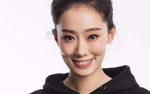 ��С쳸������ϼ�ͥ������ĸ��˭���� ��С��Ƿ빮��ʲô��